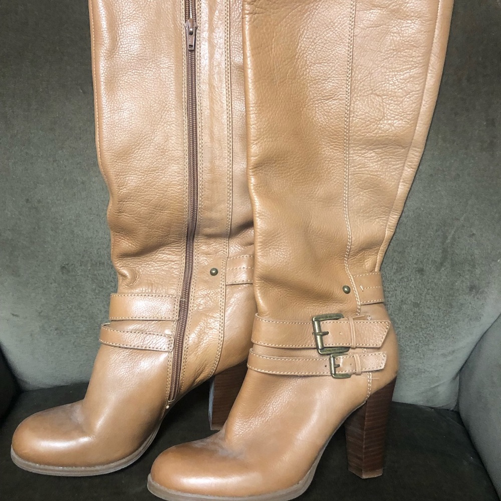 Bandolino heeled tall riding leather boots